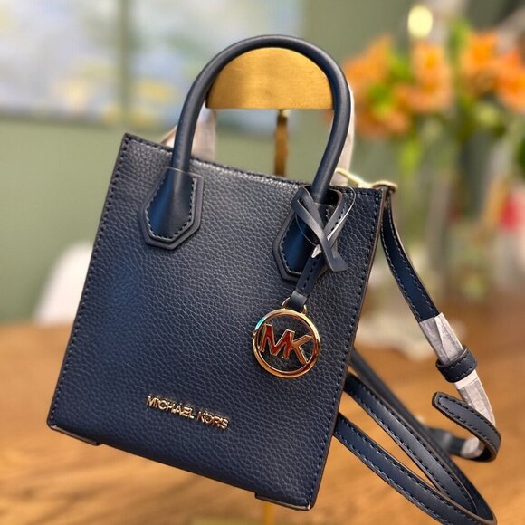 NWT! NEW! Michael Kors Mercer Extra-Small Pebbled Leather Crossbody Bag -Navy - Picture 1 of 12